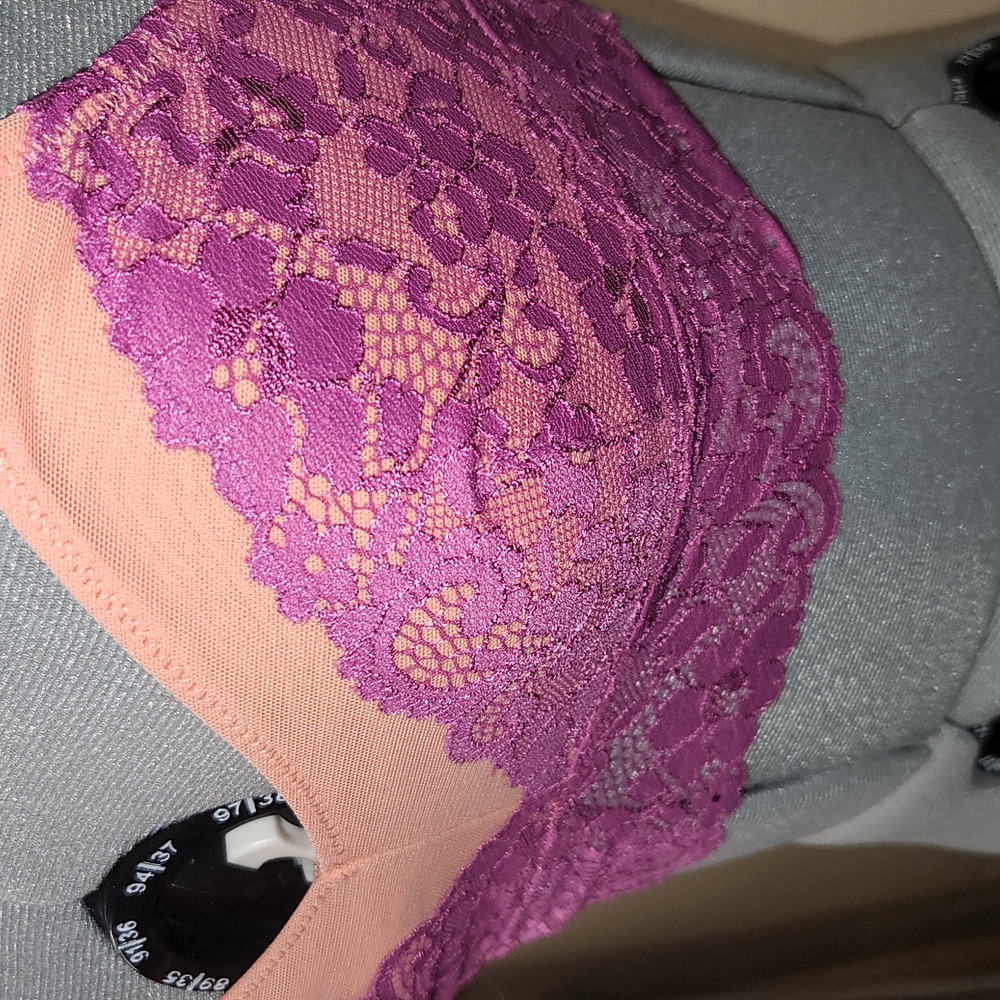 Bralette - Picture 2 of 4